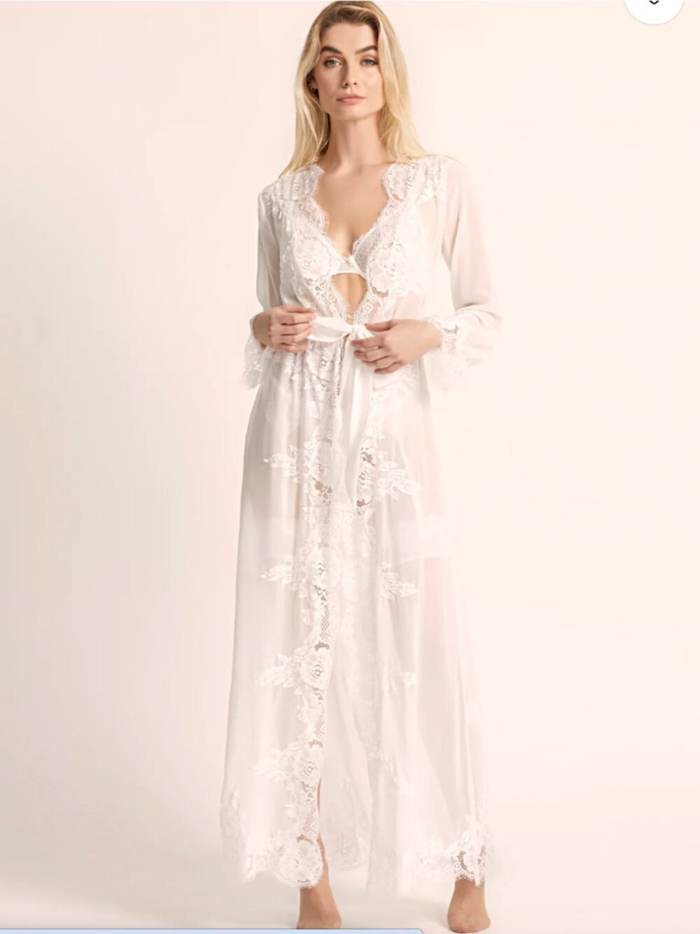 Homebodii Helena Lace Robe- S